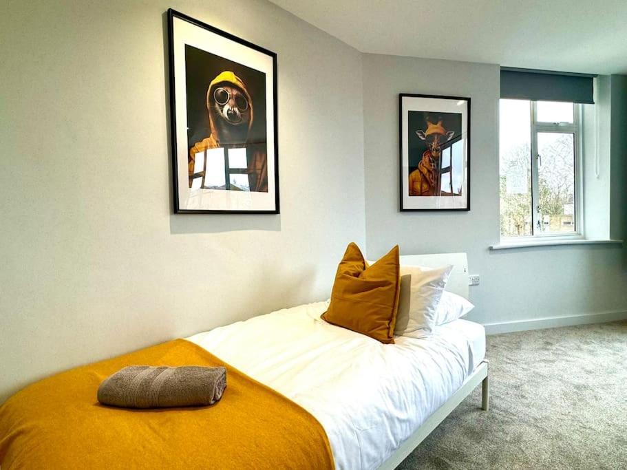 Bournemouth Getaway: 3Br Apartment Near Beach Ngoại thất bức ảnh