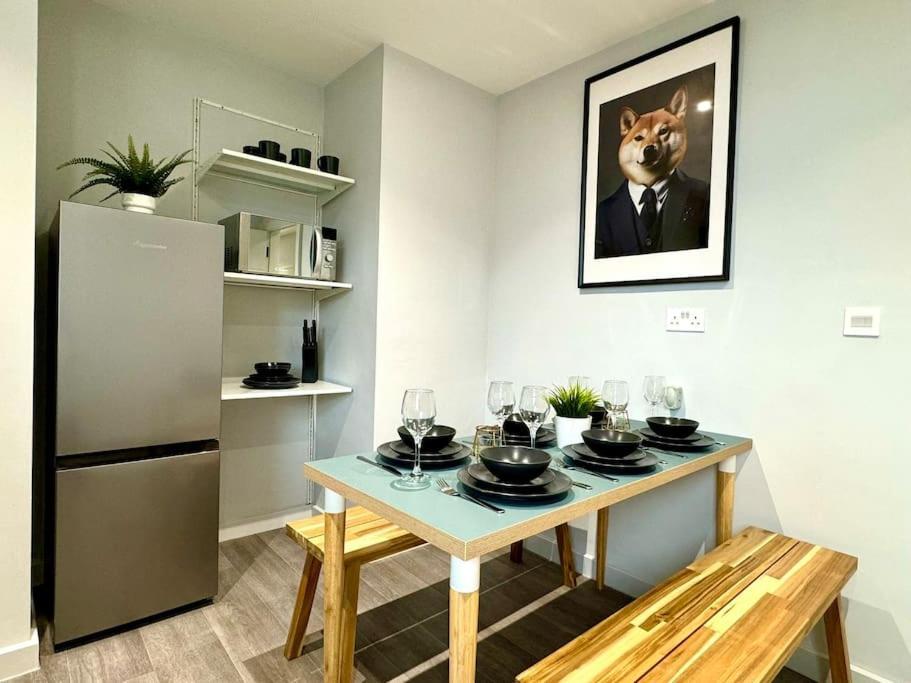 Bournemouth Getaway: 3Br Apartment Near Beach Ngoại thất bức ảnh